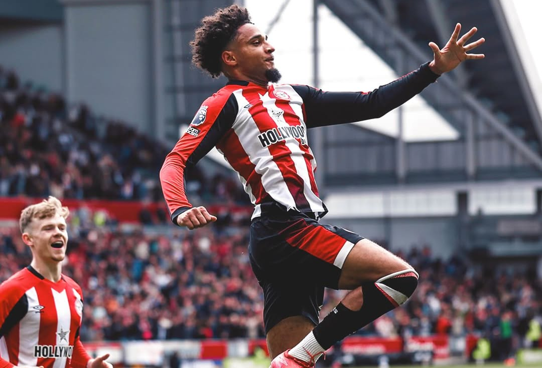 Dramatic Collapse: Manchester United Stunned 4-3 by Brentford in Premier League Thriller